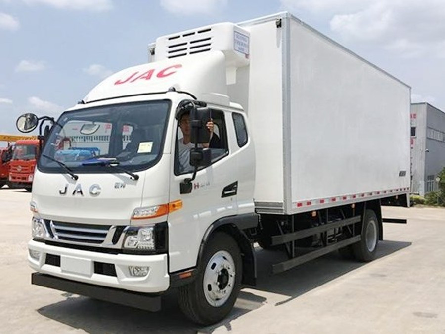 江淮駿鈴一排半冷藏車︱5.2米冷藏車